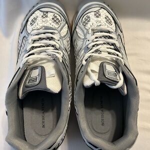 Bottega Veneta Women's Sneakers in White and Gray